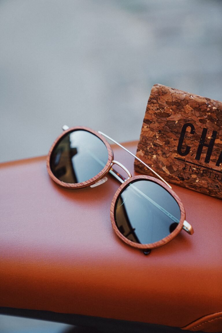 10 Best Sunglasses Brands for Men and women (In 2023)